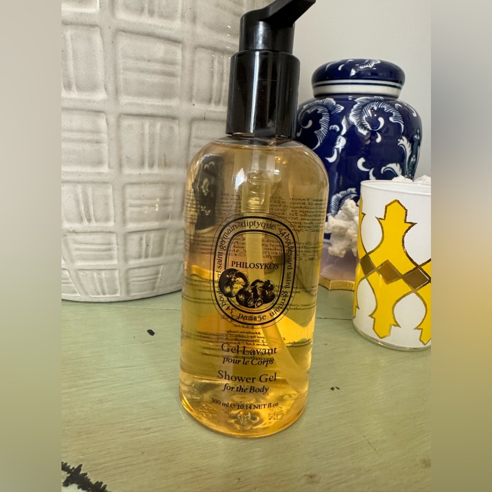 DIPTYQUE PHILOSYKOS new full size Shower Gel.  Never opened